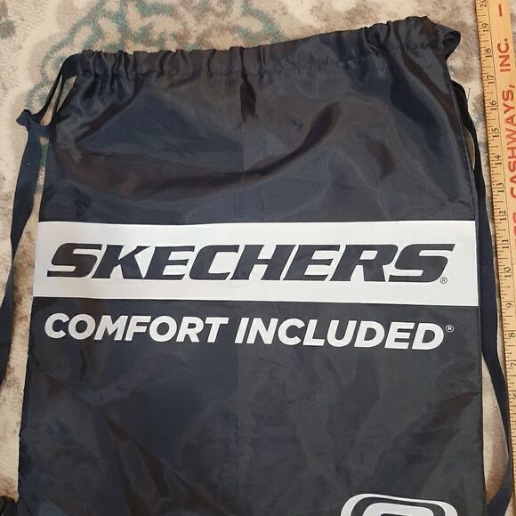 SKECHERS Comfort Included Drawstring Backpack - Picture 6 of 6